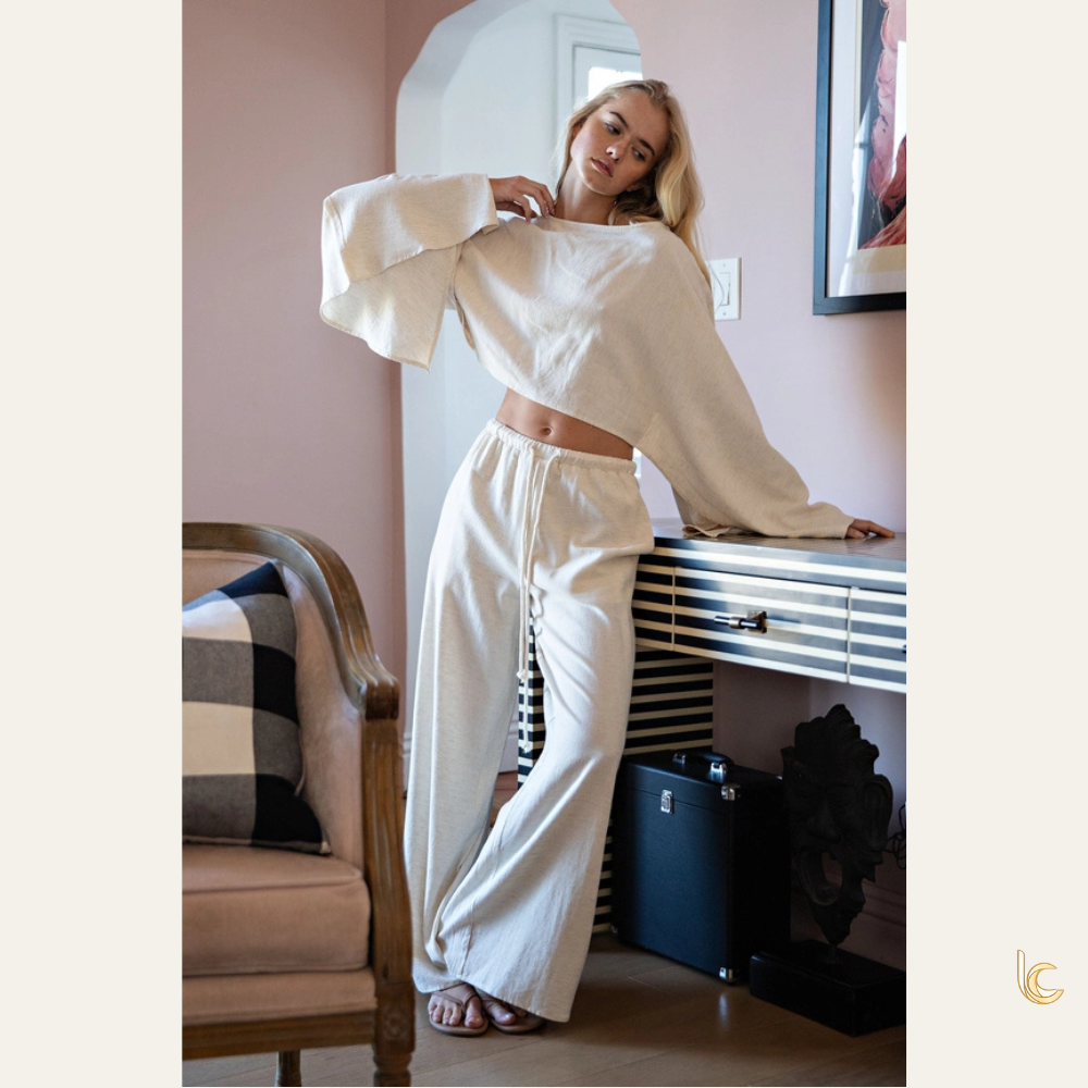 Cropped Top & Wide Leg Pants | Lightweight Summer Outfit for Women