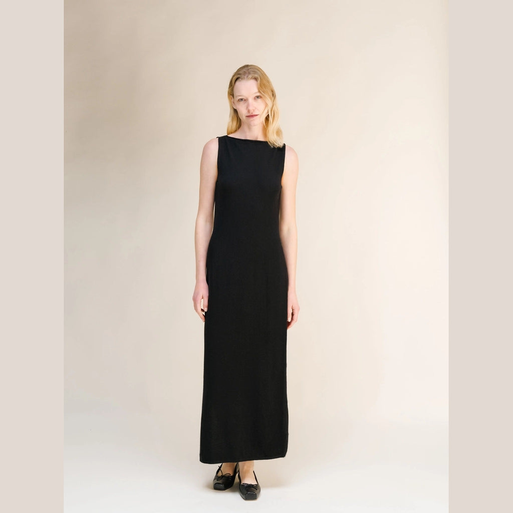 Refined Boat Neck Knit Dress