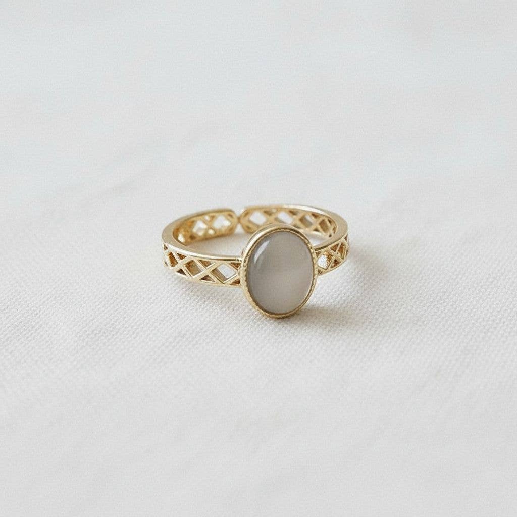 French Palace Inspired Hollow Cat's Eye Ring