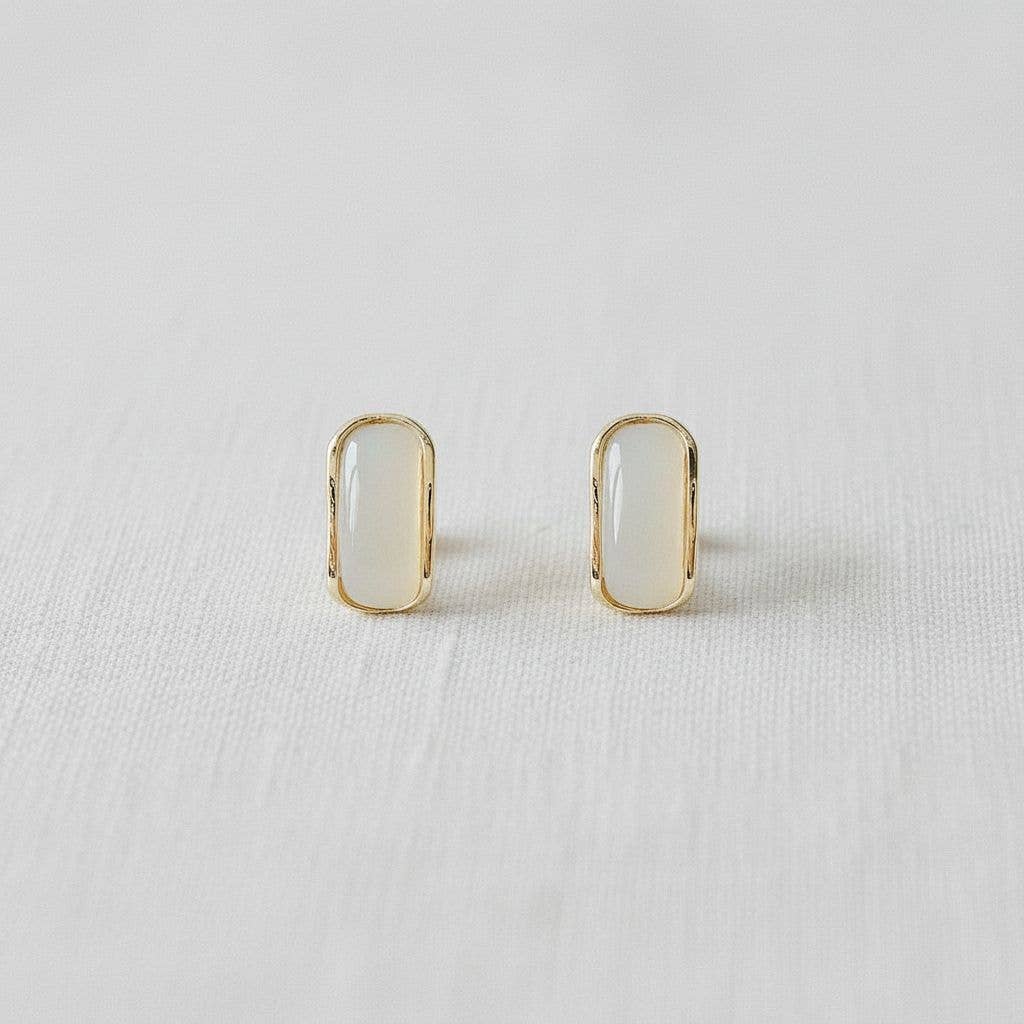 Vintage Inspired Cat Eye Stud Earrings