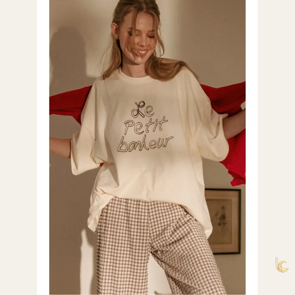 Le Petit Bonheur Graphic T-Shirt