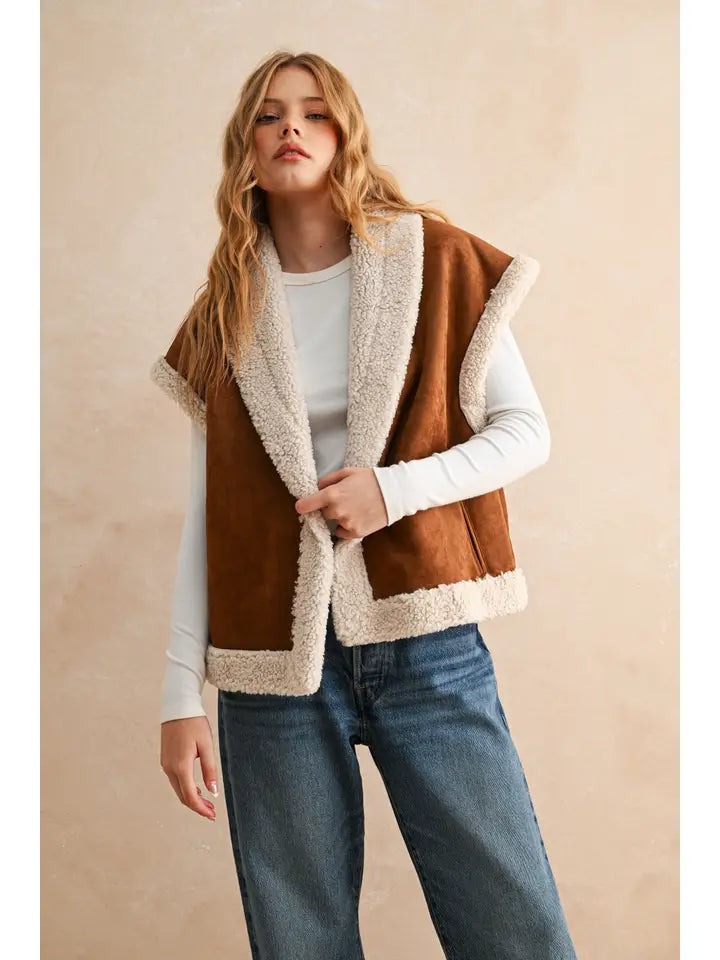 Sherpa Contrasted Oversized Vest