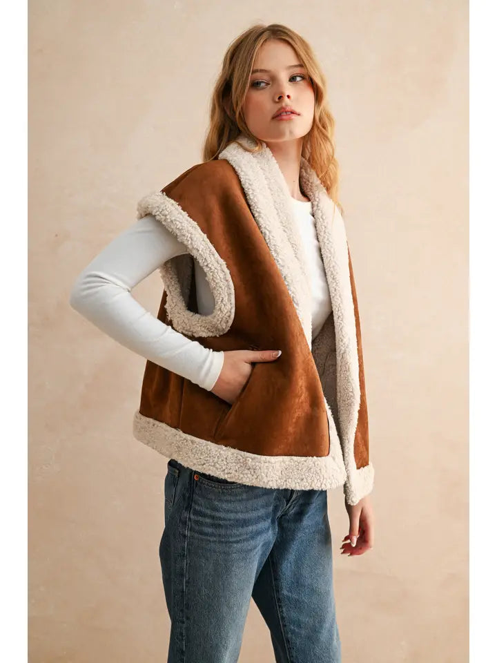 Sherpa Contrasted Oversized Vest