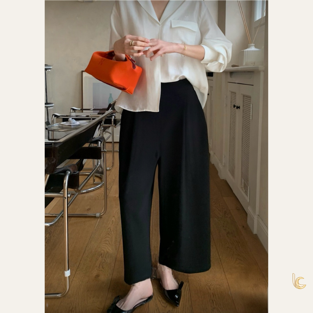 Cropped Pleated Wide-Leg Pants